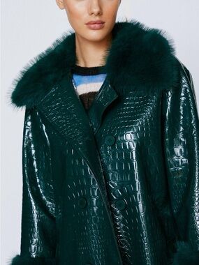 Nasty Gal Faux Vinyl Croc Coat With Faux Fur Trim - Dark Green